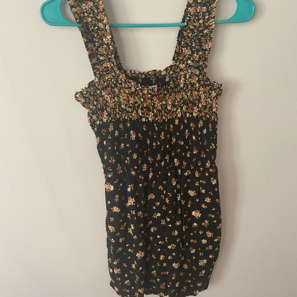 romper - Picture 2 of 4